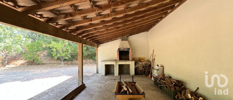 Moradia T4 em Vouzela e Paços de Vilharigues de 260 m²