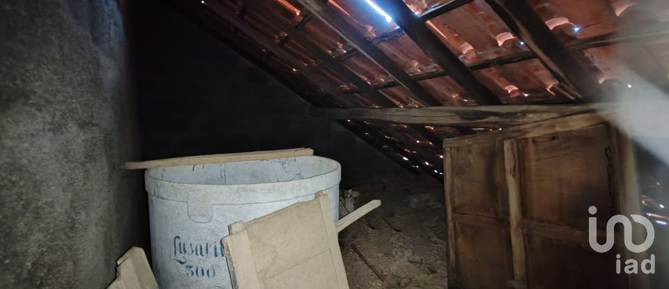 Gîte T0 à Montes da Senhora de 140 m²