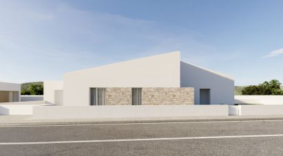 Maison T3 à Monte Real e Carvide de 233 m²
