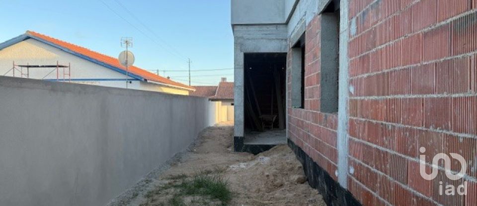 House T3 in Monte Real e Carvide of 233 m²