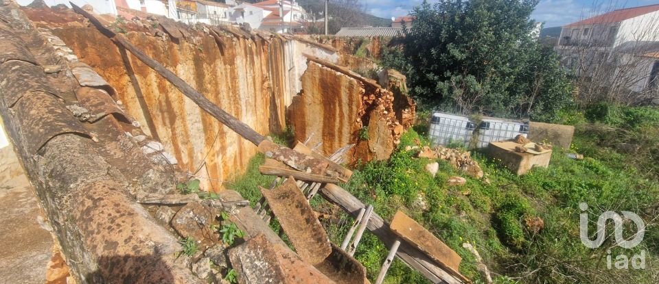 Demeure T0 à Salir de 125 m²