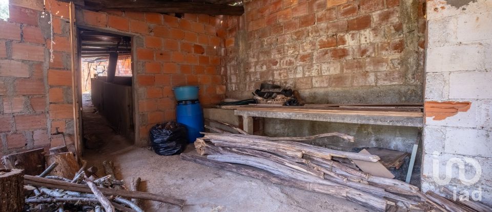 House T0 in Alvares of 477 m²