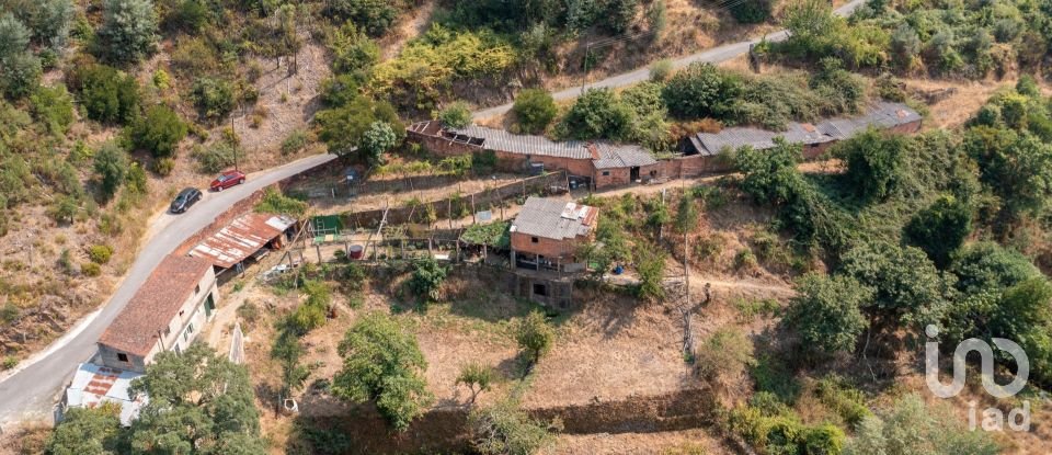 House T0 in Alvares of 477 m²