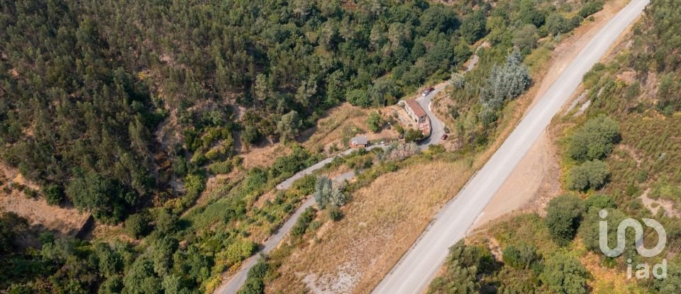 House T0 in Alvares of 477 m²