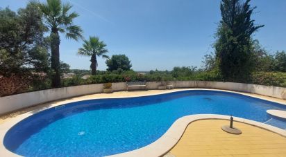 Maison T4 à Boliqueime de 312 m²