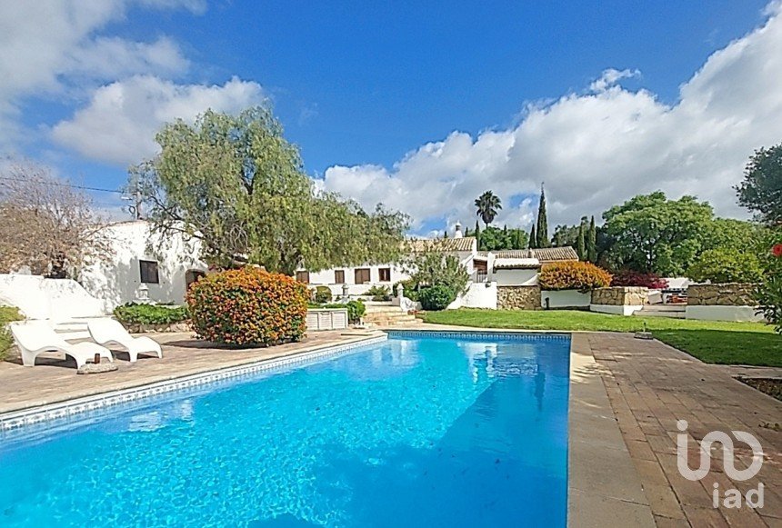 Moradia T4 em Boliqueime de 278 m²