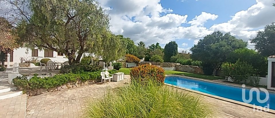 Moradia T4 em Boliqueime de 278 m²