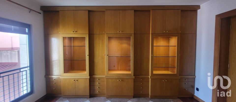 Appartement T2 à São Domingos De Benfica de 169 m²