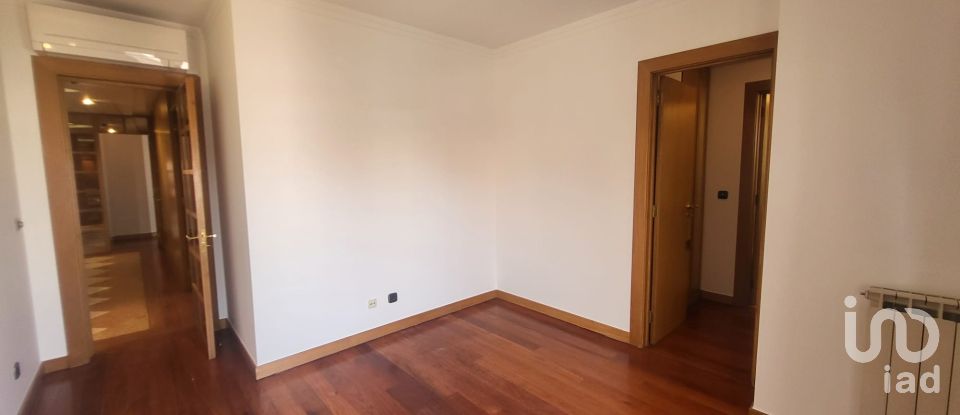 Appartement T2 à São Domingos De Benfica de 169 m²