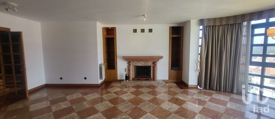 Appartement T2 à São Domingos De Benfica de 169 m²