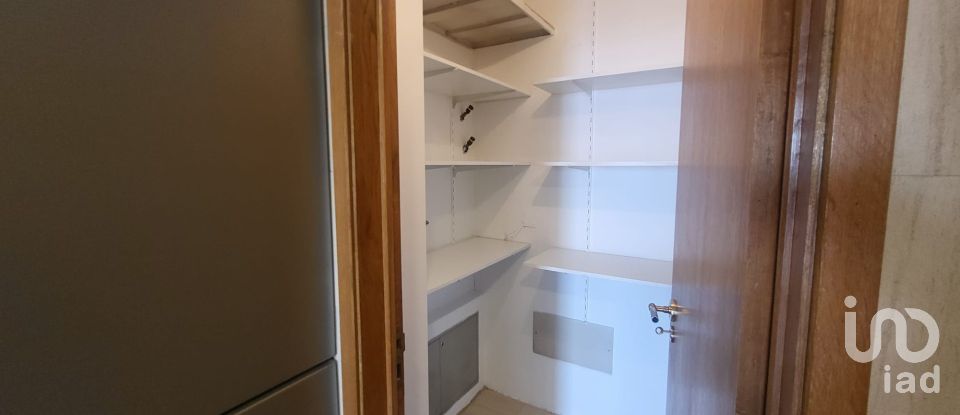 Appartement T2 à São Domingos De Benfica de 169 m²