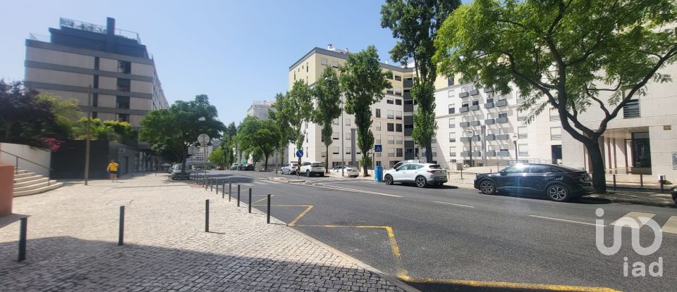 Appartement T2 à São Domingos De Benfica de 169 m²