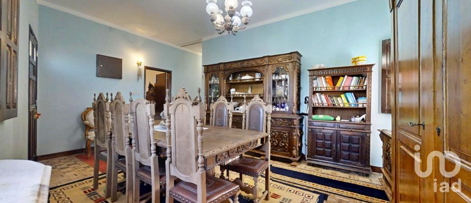 Maison T4 à Aldão de 310 m²