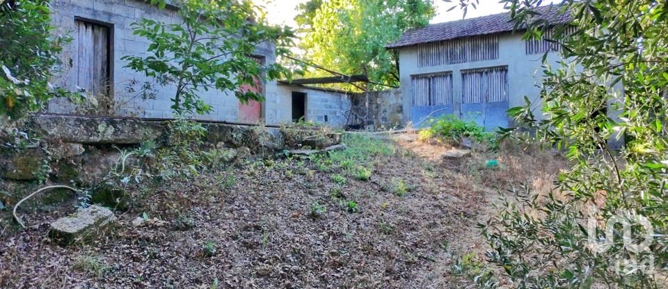 Maison T4 à Aldão de 310 m²