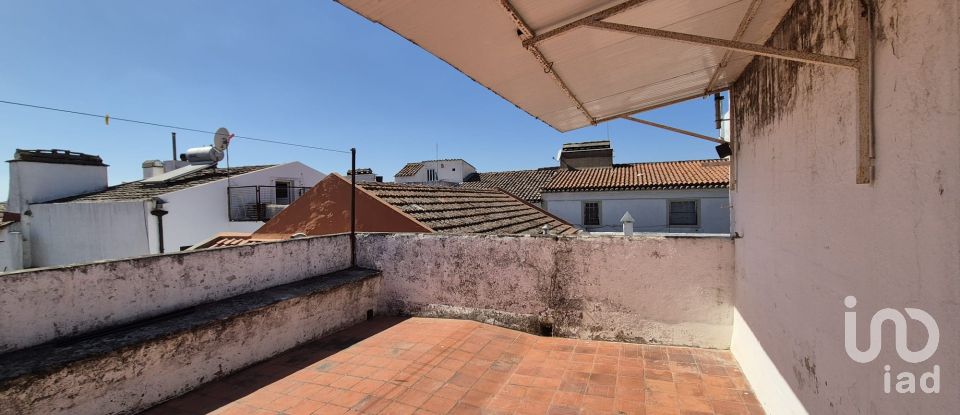 Appartement T4 à Évora (São Mamede, Sé, São Pedro e Santo Antão) de 159 m²