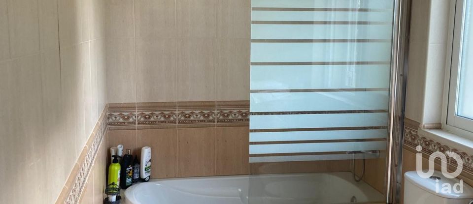 Moradia T3 em Aldeia do Mato e Souto de 330 m²