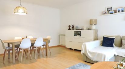 Appartement T2 à São Domingos de Rana de 121 m²