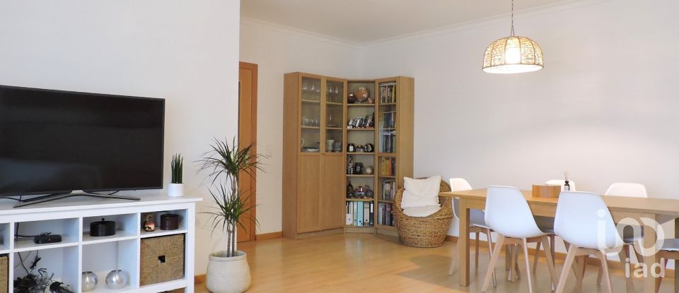 Apartamento T2 em São Domingos de Rana de 121 m²