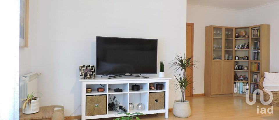 Apartamento T2 em São Domingos de Rana de 121 m²