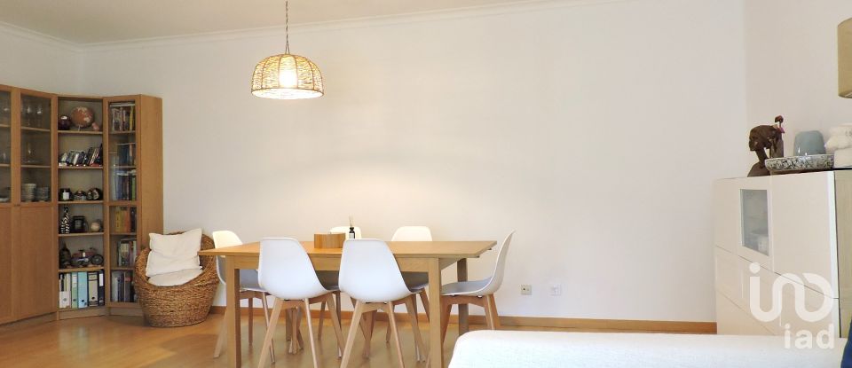 Apartamento T2 em São Domingos de Rana de 121 m²