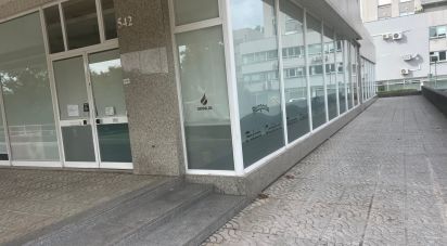 Shop / premises commercial in Cedofeita, Santo Ildefonso, Sé, Miragaia, São Nicolau e Vitória of 286 m²