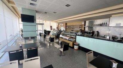 Shop / premises commercial in Cedofeita, Santo Ildefonso, Sé, Miragaia, São Nicolau e Vitória of 286 m²