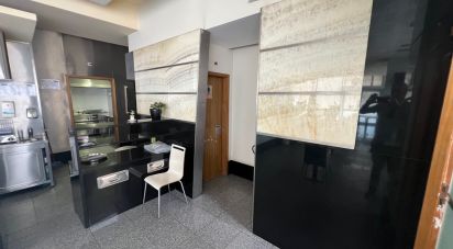 Shop / premises commercial in Cedofeita, Santo Ildefonso, Sé, Miragaia, São Nicolau e Vitória of 286 m²