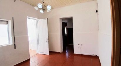 Traditional house T4 in Gafanha da Encarnação of 157 m²