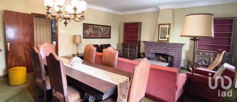 Moradia T6 em Infias de 390 m²