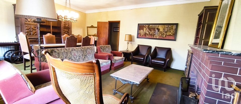 Moradia T6 em Infias de 390 m²