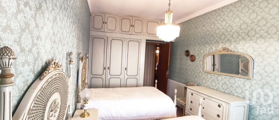 Moradia T6 em Infias de 390 m²