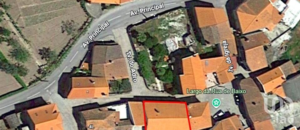 Moradia T6 em Infias de 390 m²