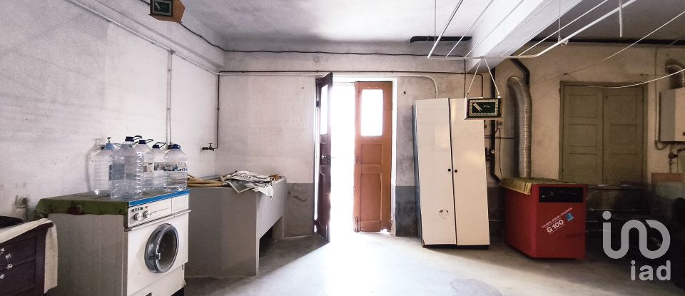 Moradia T6 em Infias de 390 m²