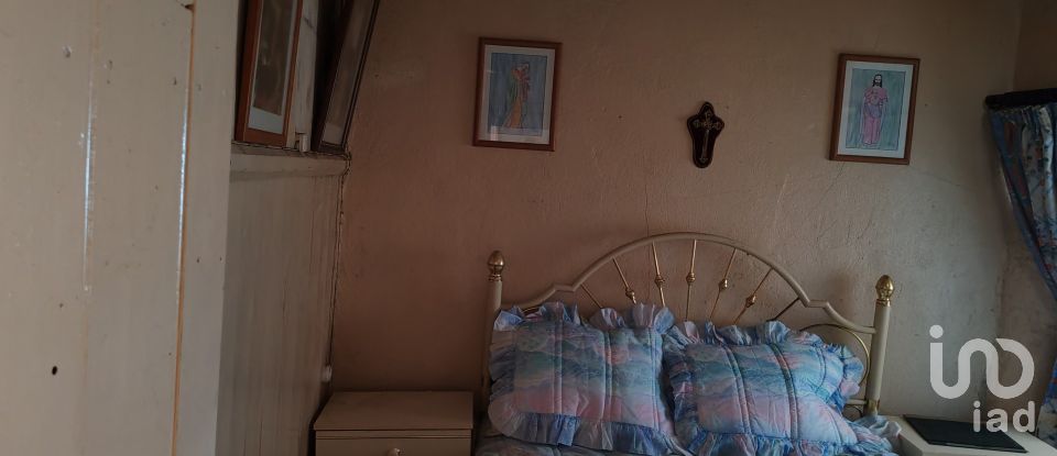 Moradia T4 em Portela do Fojo-Machio de 99 m²