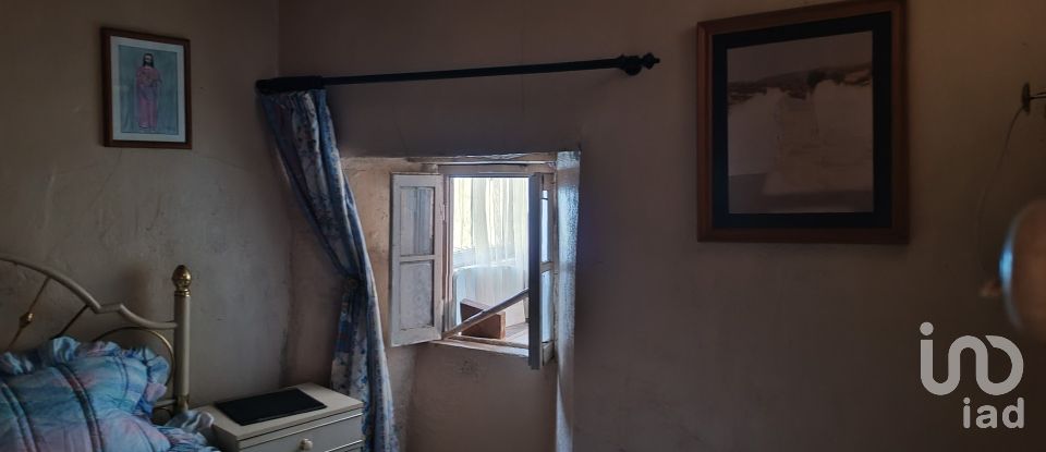 Moradia T4 em Portela do Fojo-Machio de 99 m²