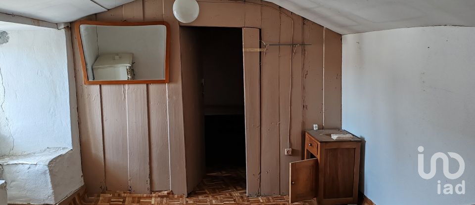 Moradia T4 em Portela do Fojo-Machio de 99 m²