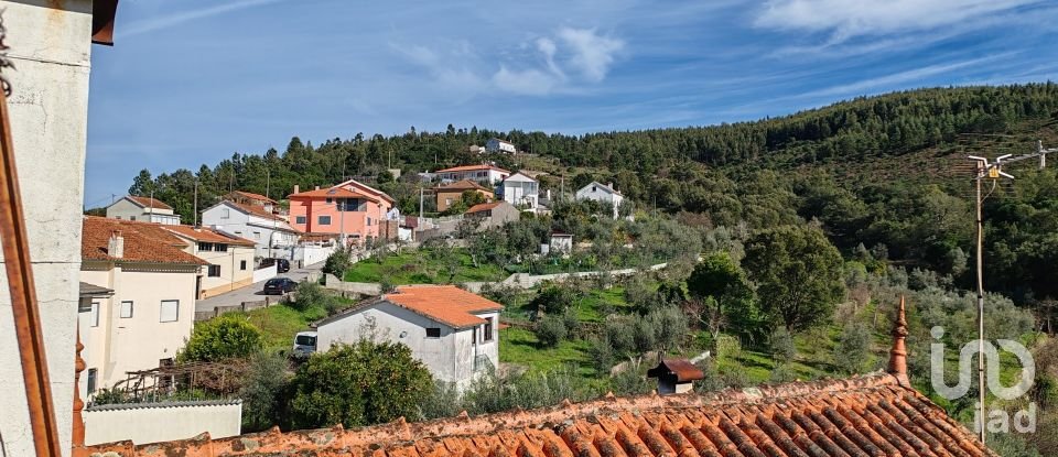 Moradia T4 em Portela do Fojo-Machio de 99 m²