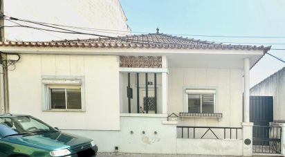 Maison T2 à Pinhal Novo de 180 m²