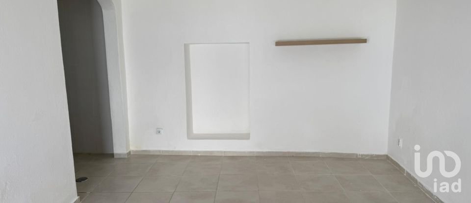 Maison T3 à Mexilhoeira Grande de 94 m²