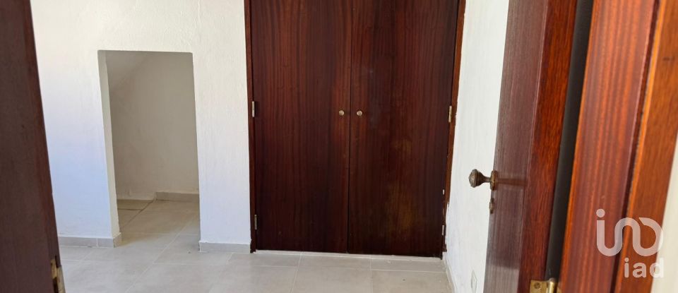 Maison T3 à Mexilhoeira Grande de 94 m²