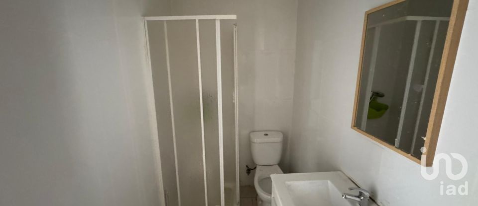 Maison T3 à Mexilhoeira Grande de 94 m²