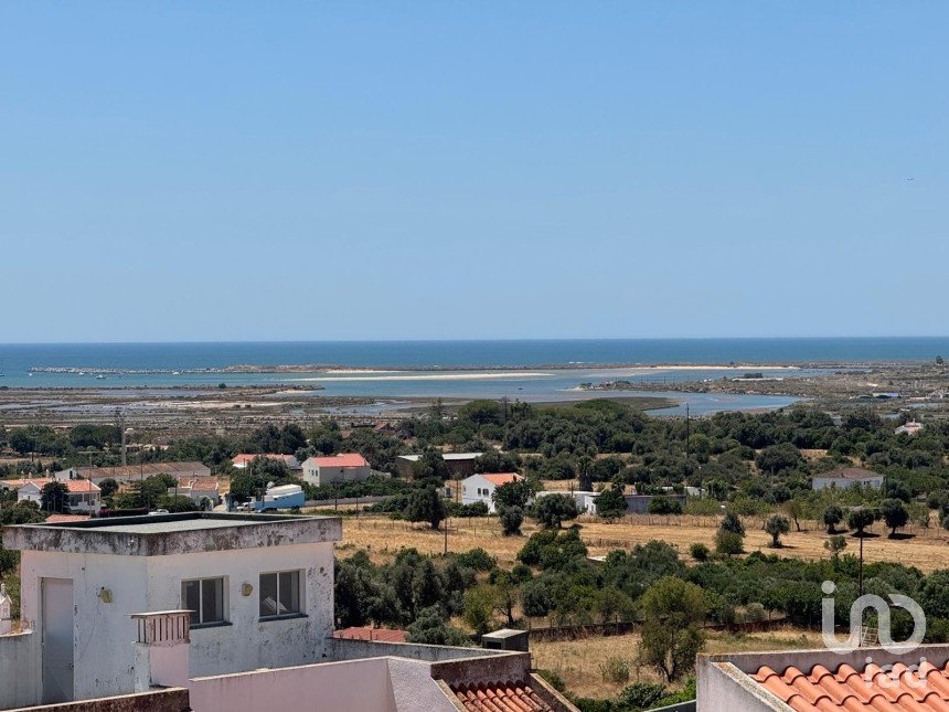 Maison T3 à Mexilhoeira Grande de 94 m²