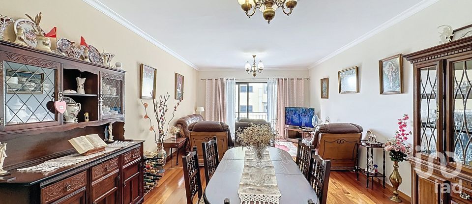 Apartamento T3 em Santa Cruz de 156 m²