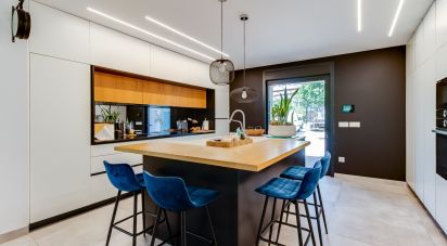 House T4 in Guia, Ilha e Mata Mourisca of 438 m²