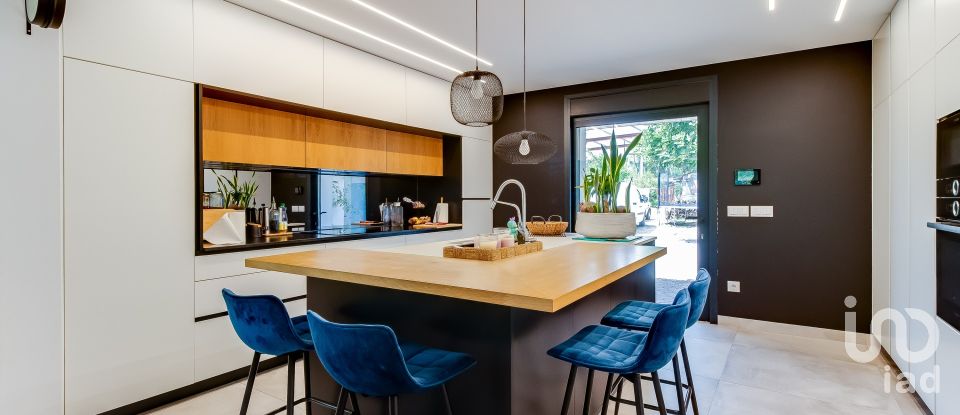 House T4 in Guia, Ilha e Mata Mourisca of 438 m²