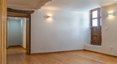 Maison de village T3 à Pedrógão Pequeno de 196 m²