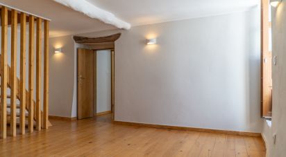 Maison de village T3 à Pedrógão Pequeno de 196 m²