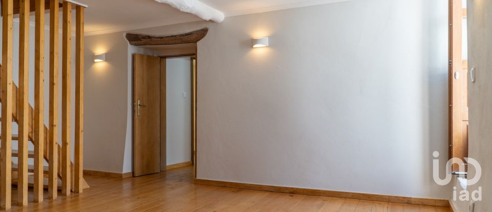 Casa de aldeia T3 em Pedrógão Pequeno de 196 m²