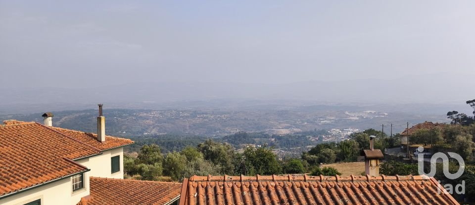 Moradia T6 em Infias de 390 m²