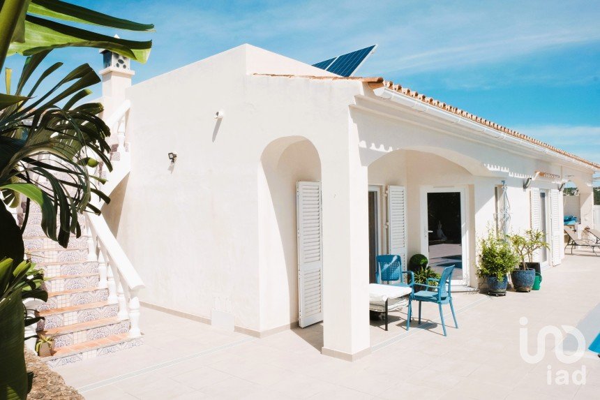 House T5 in São Brás de Alportel of 303 m²